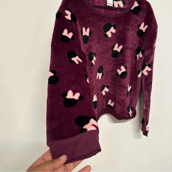 Purple Disney Sweater with Minnie Mouse - Picture 5 of 6